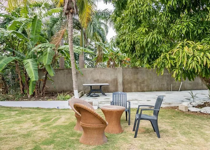 Lovely 1-bed In Montego Bay-rose View * Montego Bay