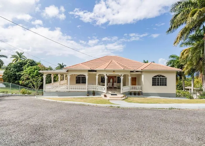 Lovely 1-bed In Montego Bay-rose View *